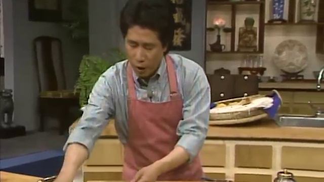 Oodles of Noodles | Yan Can Cook | KQED смотреть онлайн