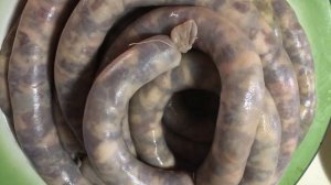 Домашняя колбаса из свинины – Как сделать колбасу в домашних условиях