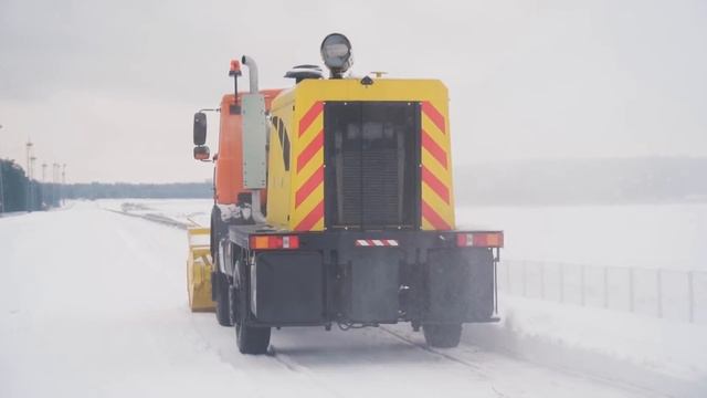 Фрезерно-роторный снегоочиститель смотреть онлайн