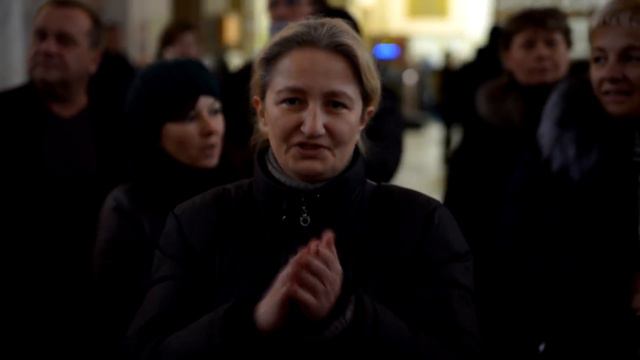 ПОЛНОЕ ВИДЕО! Флешмоб на вокзале в Одессе! Смуглянка! смотреть онлайн