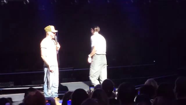 Cousin Kevin Richardson of the Backstreet Boys смотреть онлайн