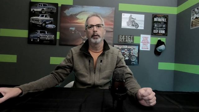 Don't Buy a Lithium Motorcycle Battery Before You Watch This Video!!! смотреть онлайн