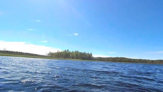 Рыбалка на спиннинг с ночёвкой на лесном Карельском озере. Уха, свиные рёбра . смотреть онлайн