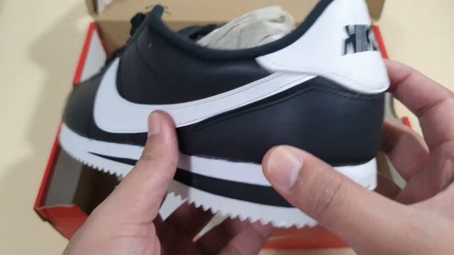 NIKE CORTEZ BASIC (LEGIT OR SCAM?) - ZALORA SNEAKER UNBOXING, REVIEW, ON FEET | Sneakers Yo смотреть онлайн
