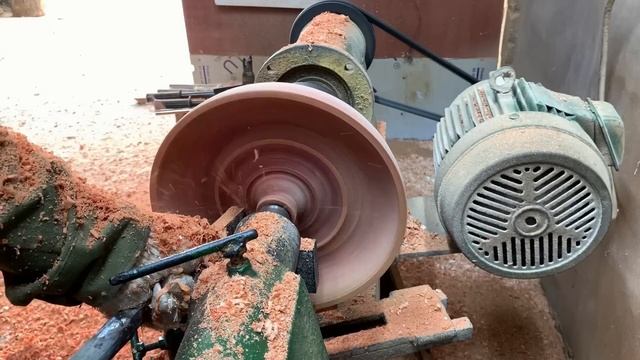 Treasure inside Firewood Pieces Special Level Amazing Wood Transformation Skills and Ideas смотреть онлайн