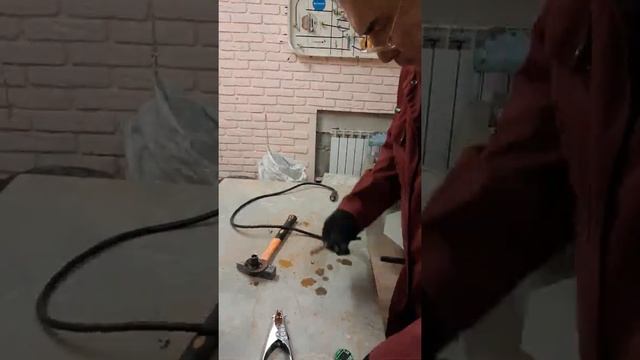 установка клеммы на провод сварочного аппарата. смотреть онлайн