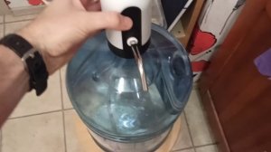 Обзор и тест. Помпа аккумуляторная для 19 л. бутыли.