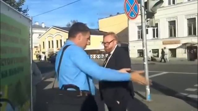 Солодов vs. Милонов смотреть онлайн
