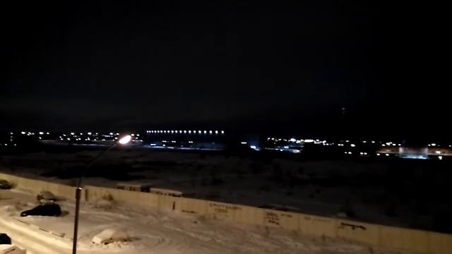 Первые минуты нового 2017 года. Новогодний салют. Омск смотреть онлайн