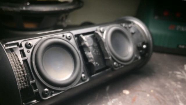 JBL FLIP 3 SE Low Frequency Mode BASS TEST смотреть онлайн