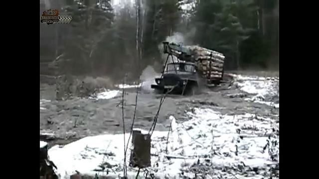 Водное препятствие Ранней Весной на Грузовике Урал. смотреть онлайн