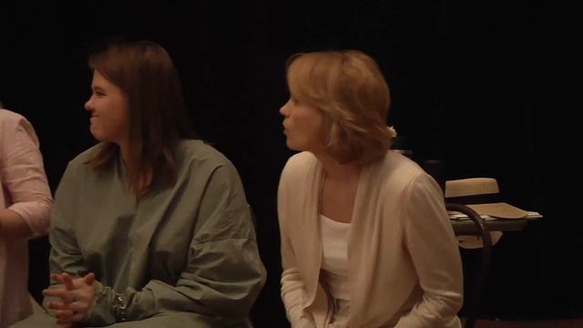 Обсуждение читки пьесы "Про умные линзы" смотреть онлайн