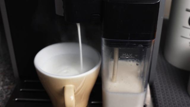 Saeco Moltio Kaffeevollautomat Bedienung смотреть онлайн