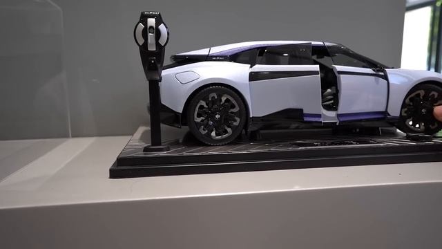 HiPhi Y обзор. Новинка 2023 года.