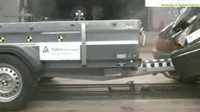 Ford Escort trailer crash test смотреть онлайн