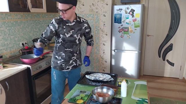 ?Стейк их форели запеченый с лимоном?,мякотью апельсина,черри в специях с травами смотреть онлайн