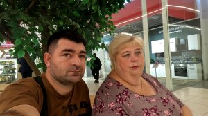 Заказали в  спальню для нас кровать.Убрали на даче лук. Можно и в кино съездить.