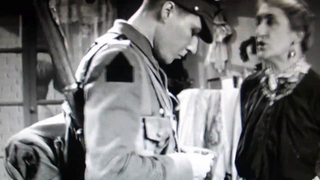 "Waterloo Bridge" (1931) смотреть онлайн