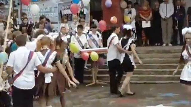 Прощальный школьный вальс смотреть онлайн