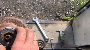 Замена задних амортизаторов Рено Дастер