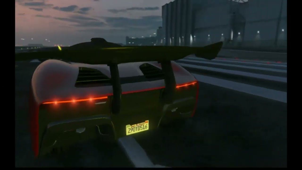 ПЕРВЫЙ РАЗ ВОЖУ МАШИНУ В GTA ONLINE смотреть онлайн