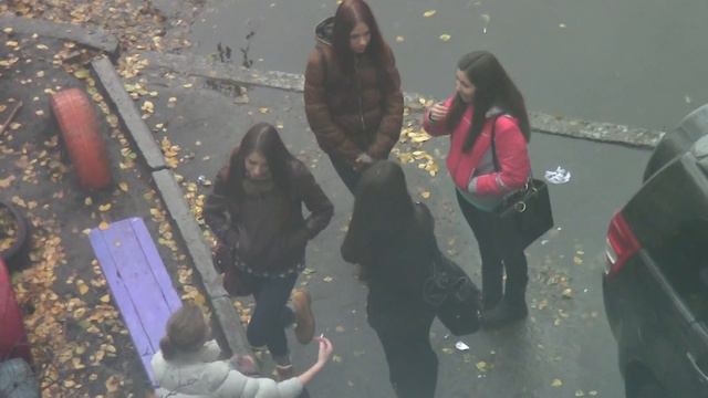 Сумские школьницы. Будущее Украины. Остаток ролика.