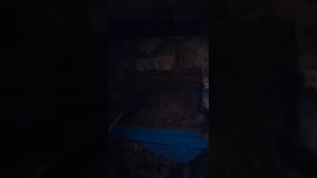 Чистим стены и ломаем печку смотреть онлайн