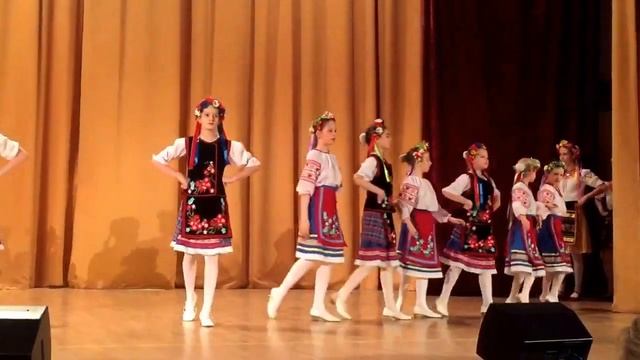 Украинский танец "Катерина", коллектив "Романеска" смотреть онлайн