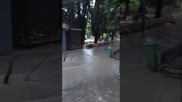 Последствия потопа в Крыму - Ялта 2021 смотреть онлайн