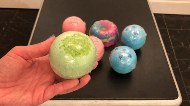 💣BOMBTASTIC BATH BOMBS💣 - Haul & Unboxing Video *NEW* Lime Margarita, Rose Jam, Bubble Gum смотреть онлайн