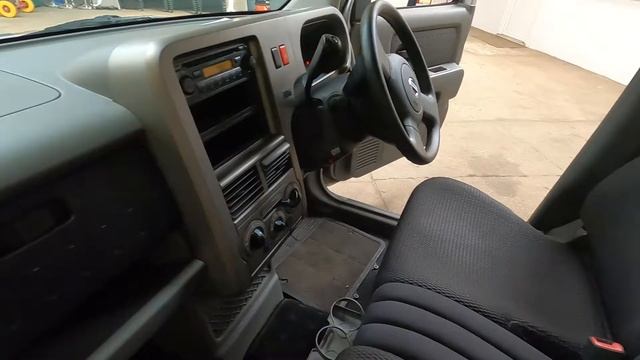 2003 Nissan Cube 1.4 Auto смотреть онлайн