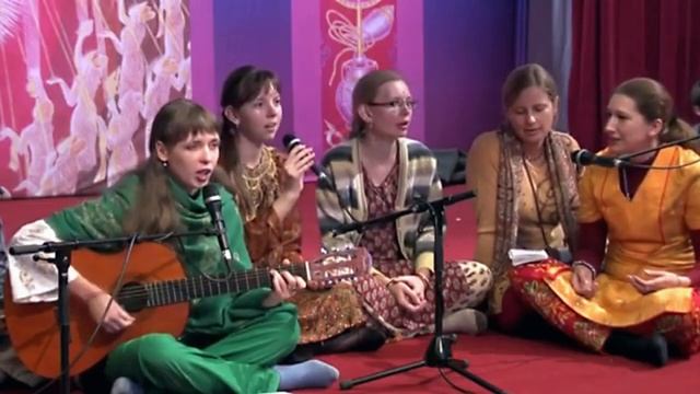 Evening Program Navaratri Puja 2010. Выступление украинского коллектива.