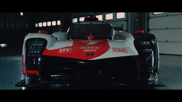 Toyota GR010 HYBRID Le Mans Hypercar смотреть онлайн