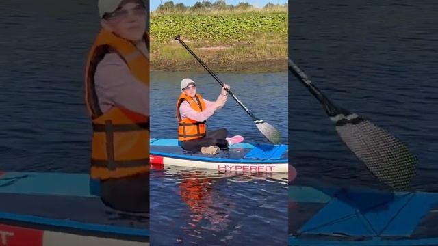 Девушка и сапборд #sup #сапсерфинг #сапборд #сап #сплавпореке #сплав смотреть онлайн