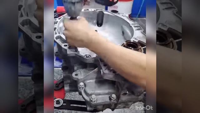Installing Automatic Transmission Gear Box смотреть онлайн