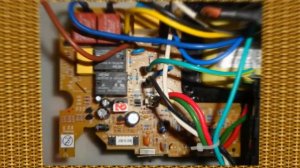 APC LINE R 600VA LE600I не включается - ремонт