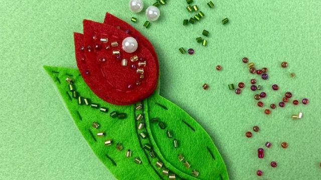 Шьём тюльпан-брошку с детьми, подарок маме, бабушке на праздник. DIY / Мастер-класс смотреть онлайн