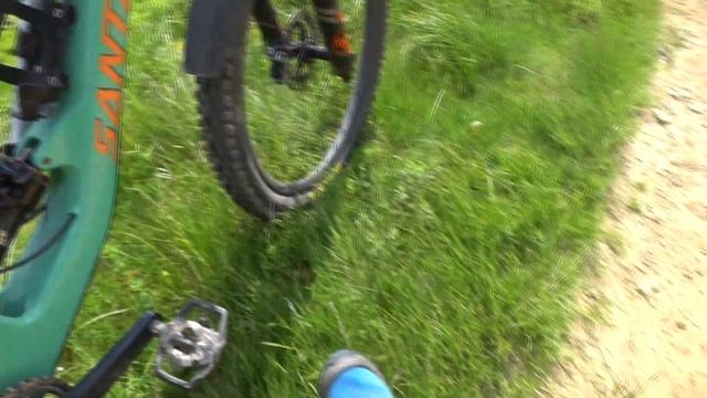 Мой не обычный Santa Cruz Megatower Aliexpress edition DREAM BUILD Полный обзор смотреть онлайн