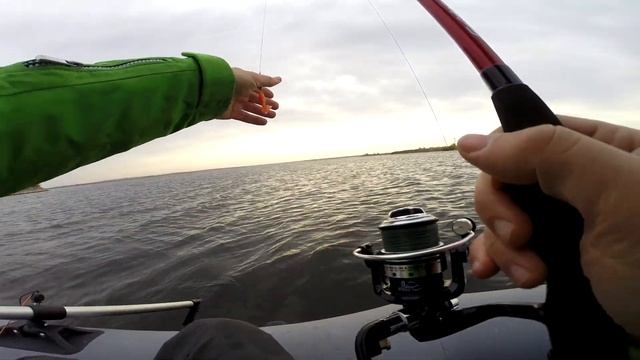 Осенняя Ирикла раздает окуней на красивых рельефах смотреть онлайн