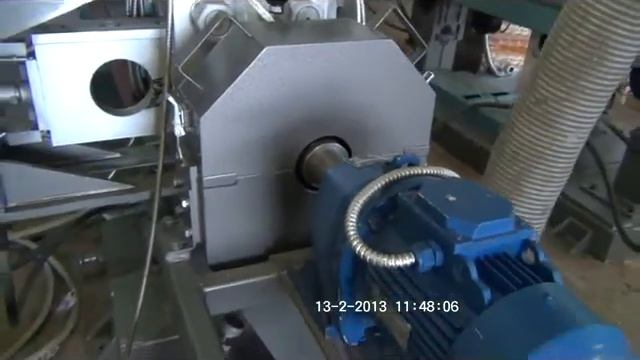 Горячая торцевая резка SL-TR-90 ПВХ смотреть онлайн