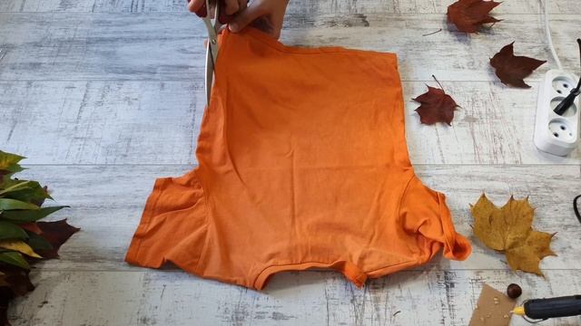 Осенний гном из листьев. Осенняя поделка в детский садик и школу из листьев своими руками. смотреть онлайн