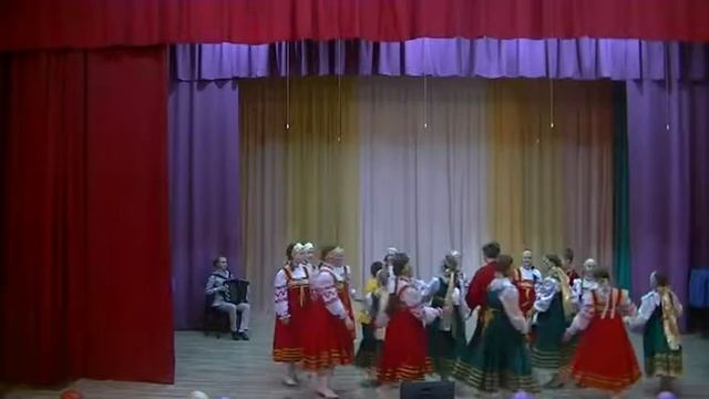 8 земляниченька клубок катится смотреть онлайн