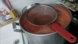 ???Как быстро сварить кетчуп или томатную пасту из помидор в домашних условиях.))
