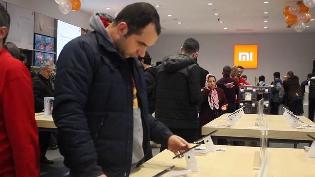 Forum İstanbul Mi Store Açılış смотреть онлайн