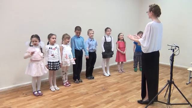 Подготовительная группа поет Улыбку май 2015 смотреть онлайн