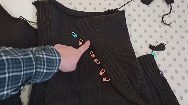 Вяжу очень простой мужской свитер. Видео 1. смотреть онлайн