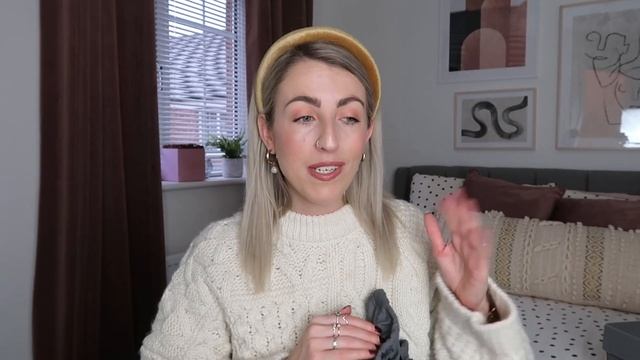 BALENCIAGA TRIPLE S TRAINERS UNBOXING FEBRUARY 2020 смотреть онлайн