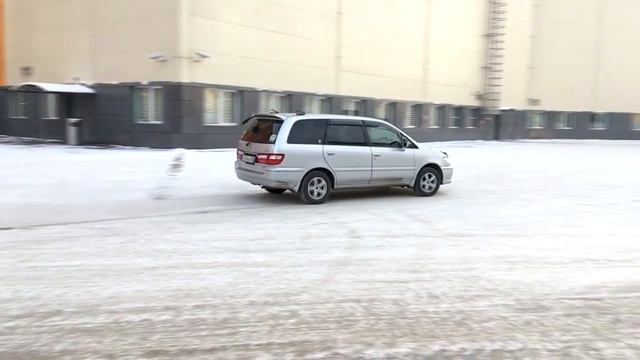 Обычное видео работы 4WD на Nissan Presage смотреть онлайн