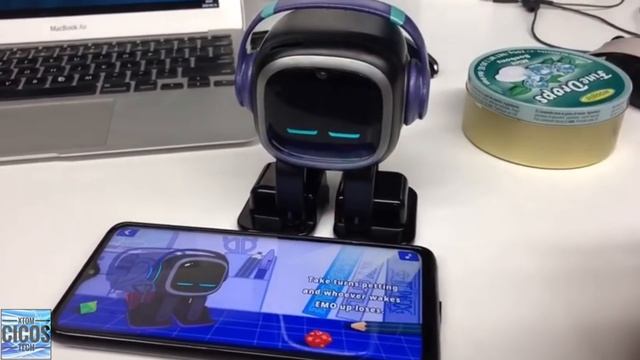 EMO Ai DESKTOP PET... THE EVOLUTION OF VECTOR & COZMO - First Contact