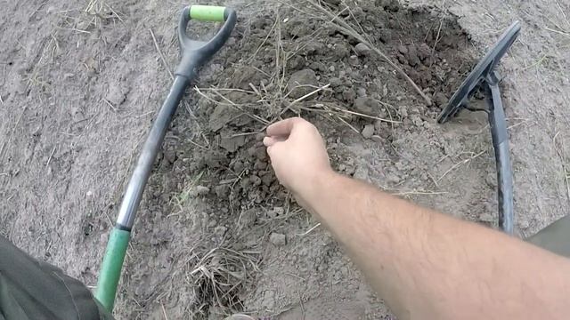 Удачный коп по полям. Штык граната, трех марочник бляхи и другое. смотреть онлайн